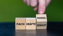  Fachkräfte finden und binden